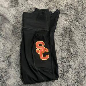 USC black leggings